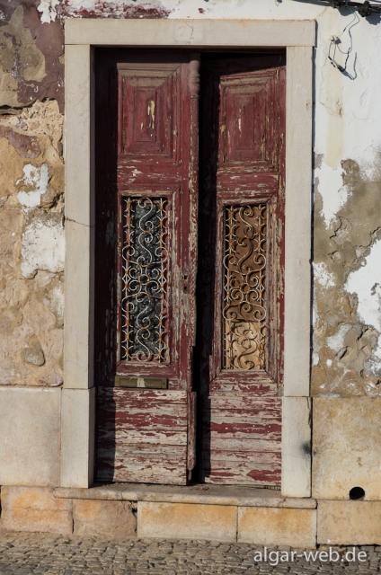 Die Türen Taviras, Tavira, Algarve, Portugal