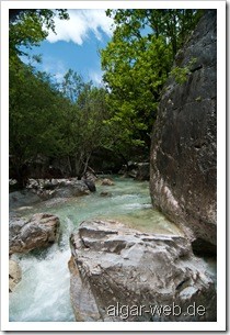 Am Fluss in Loutraki IV