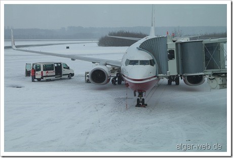 Sorgen in Paderborn: Spontaner Reifenwechsel bei airberlin