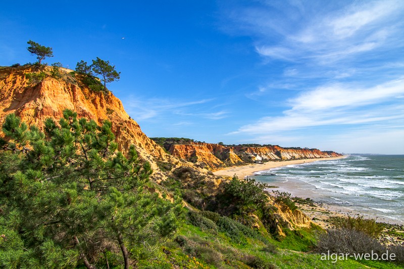 Praia da Falésia - Überblick Richtung Osten